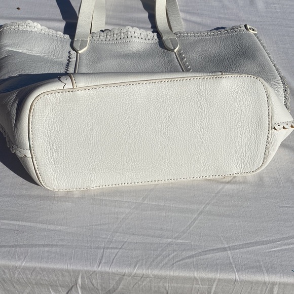 BCBG max Azria white leather bag large tote Computer bag? - Picture 6 of 8